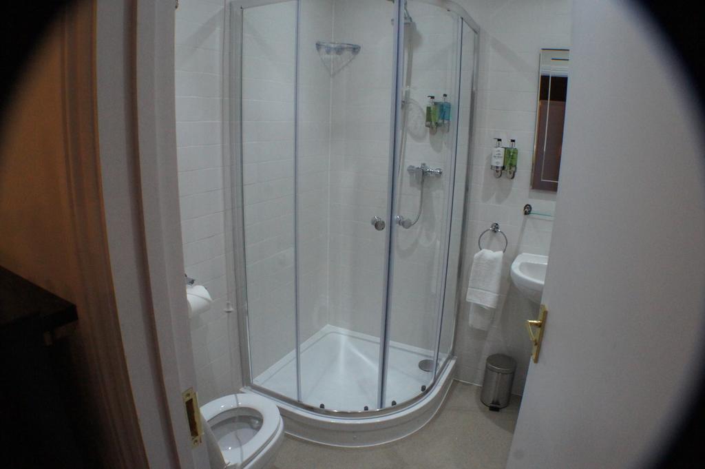 Grand Junction Arms Hotel Лондон Стая снимка